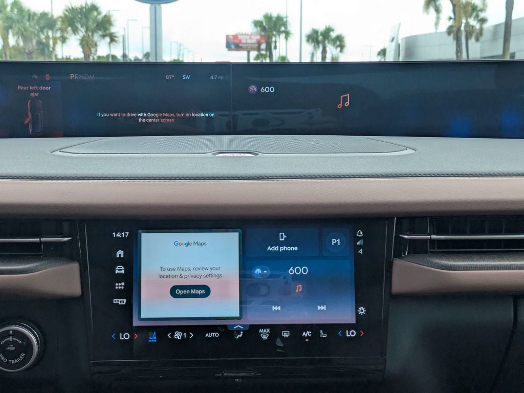 2027 Lincoln Navigator Reserve