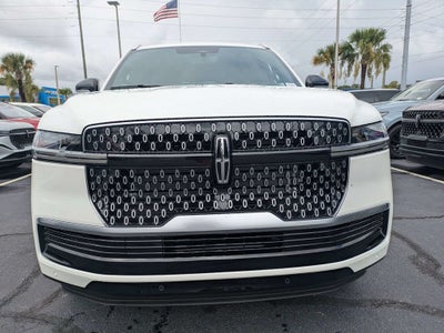 2027 Lincoln Navigator Reserve