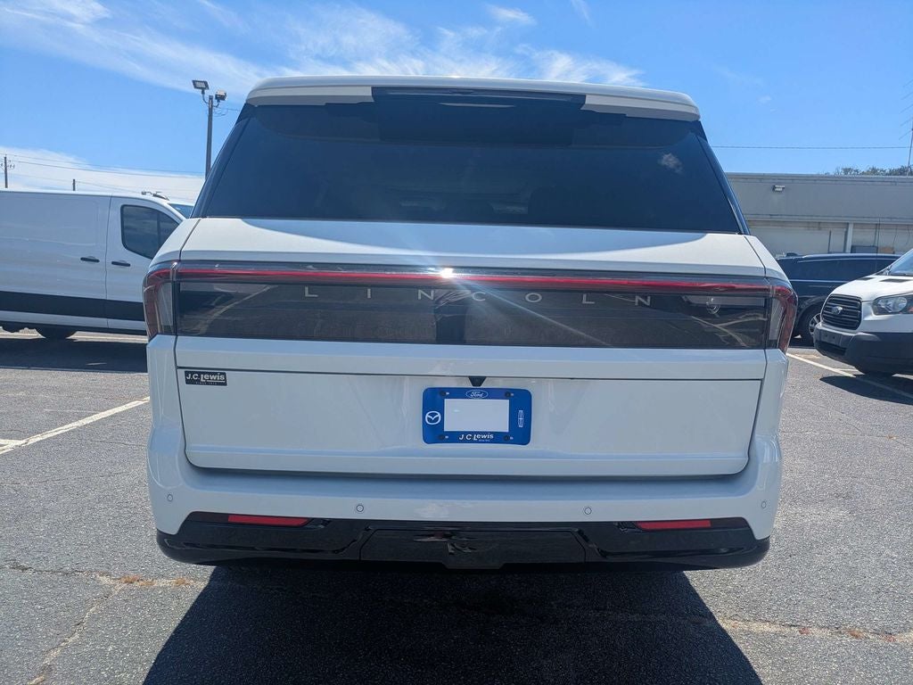 2026 Lincoln Navigator Reserve