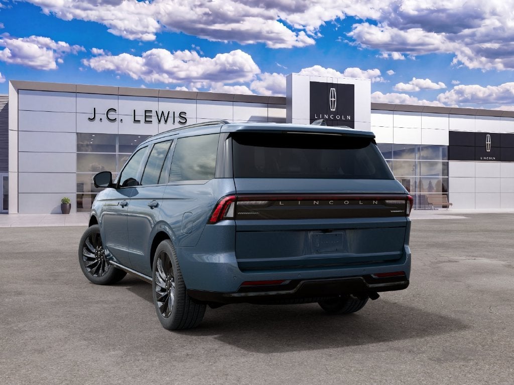 2027 Lincoln Navigator Reserve