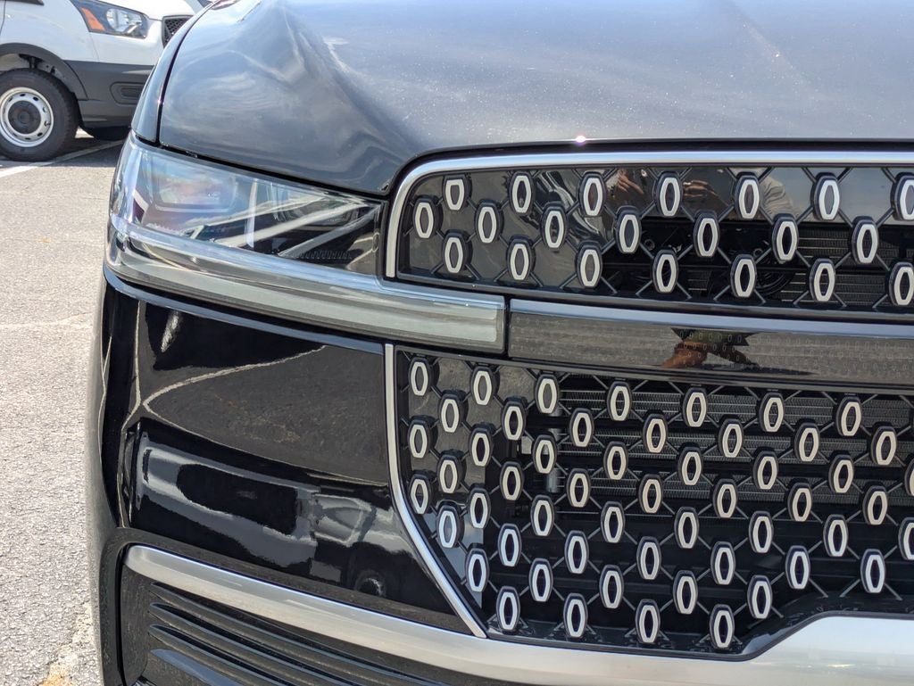 2027 Lincoln Navigator Reserve