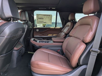 2027 Lincoln Navigator Reserve