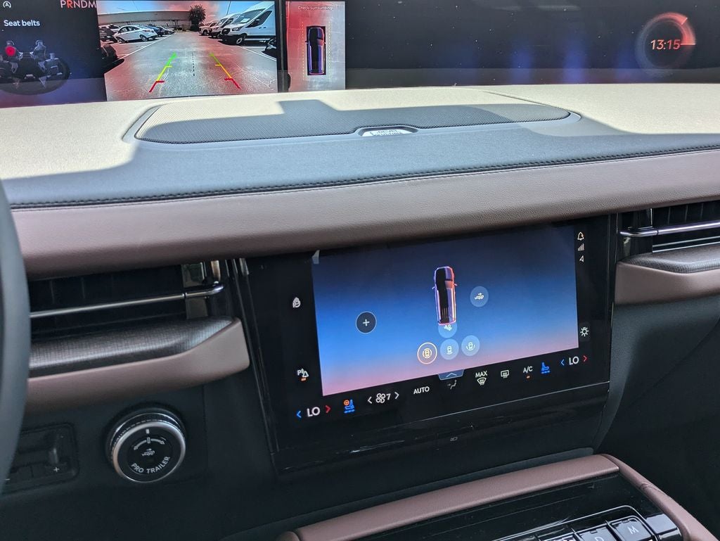 2027 Lincoln Navigator Reserve