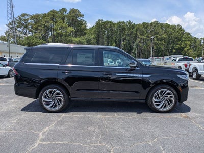 2027 Lincoln Navigator Reserve
