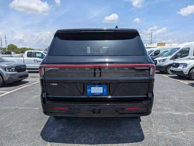 2027 Lincoln Navigator Reserve