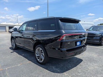 2027 Lincoln Navigator Reserve