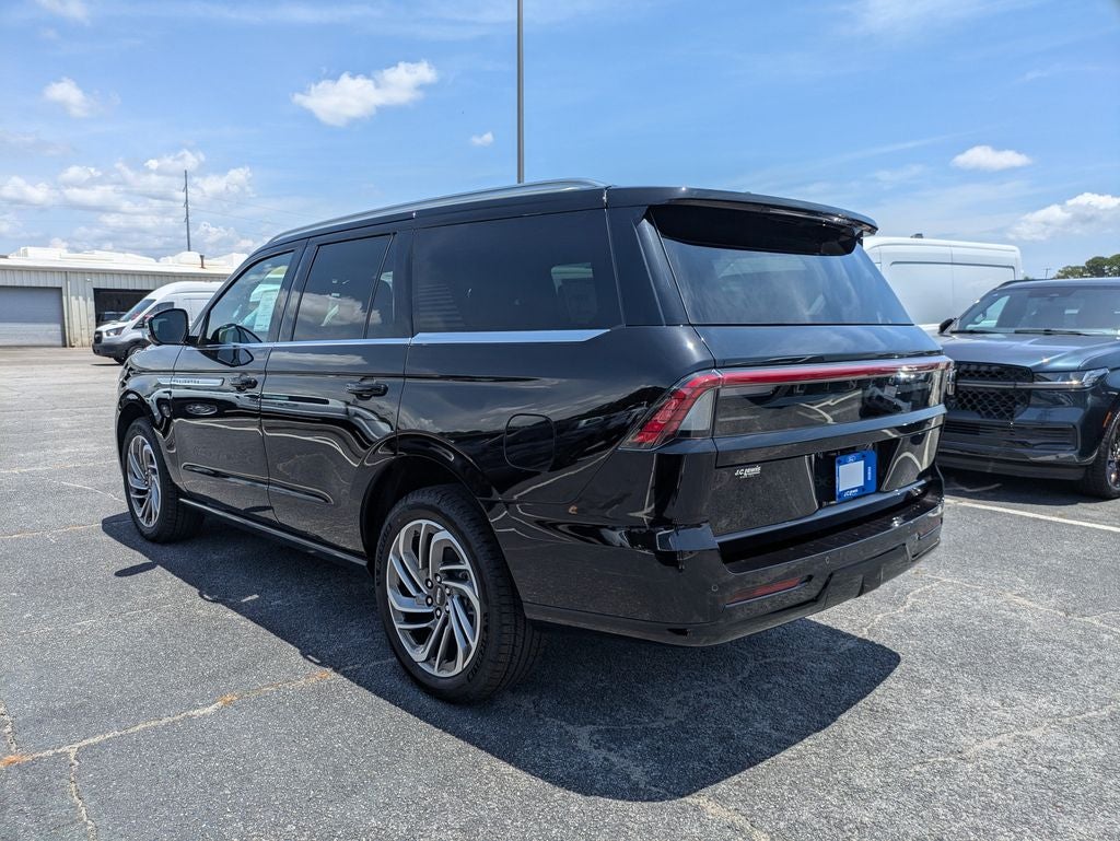 2027 Lincoln Navigator Reserve