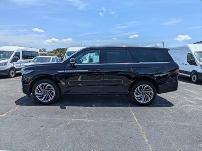 2027 Lincoln Navigator Reserve