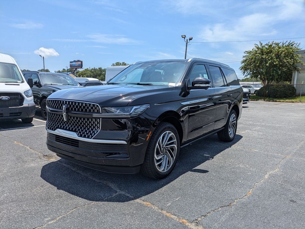 2027 Lincoln Navigator Reserve