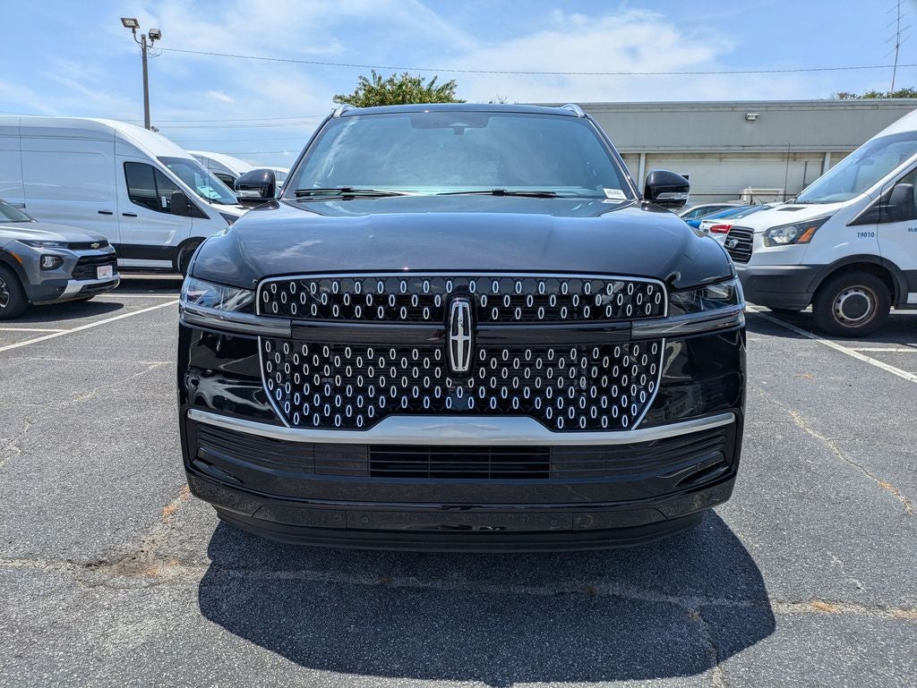 2027 Lincoln Navigator Reserve