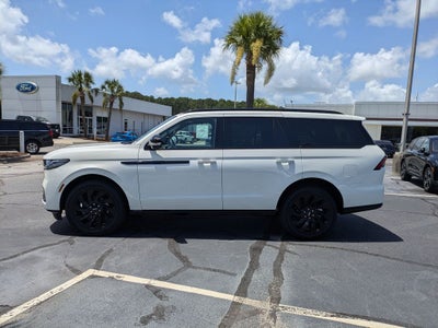 2027 Lincoln Navigator Reserve