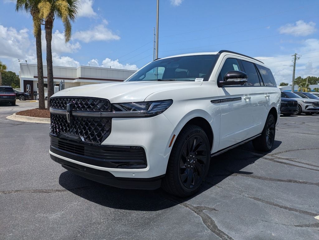 2027 Lincoln Navigator Reserve
