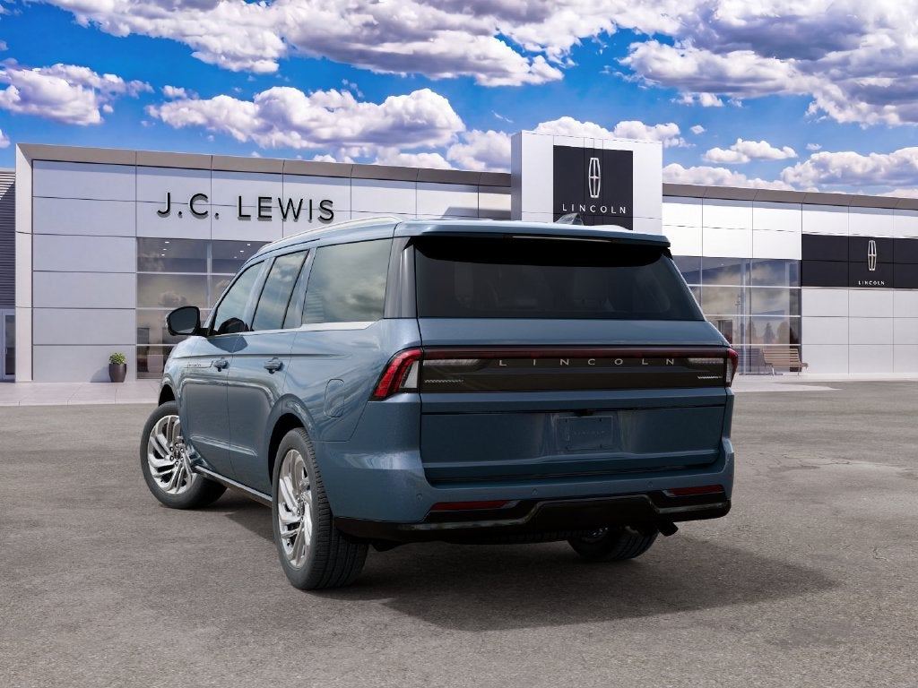 2027 Lincoln Navigator Reserve