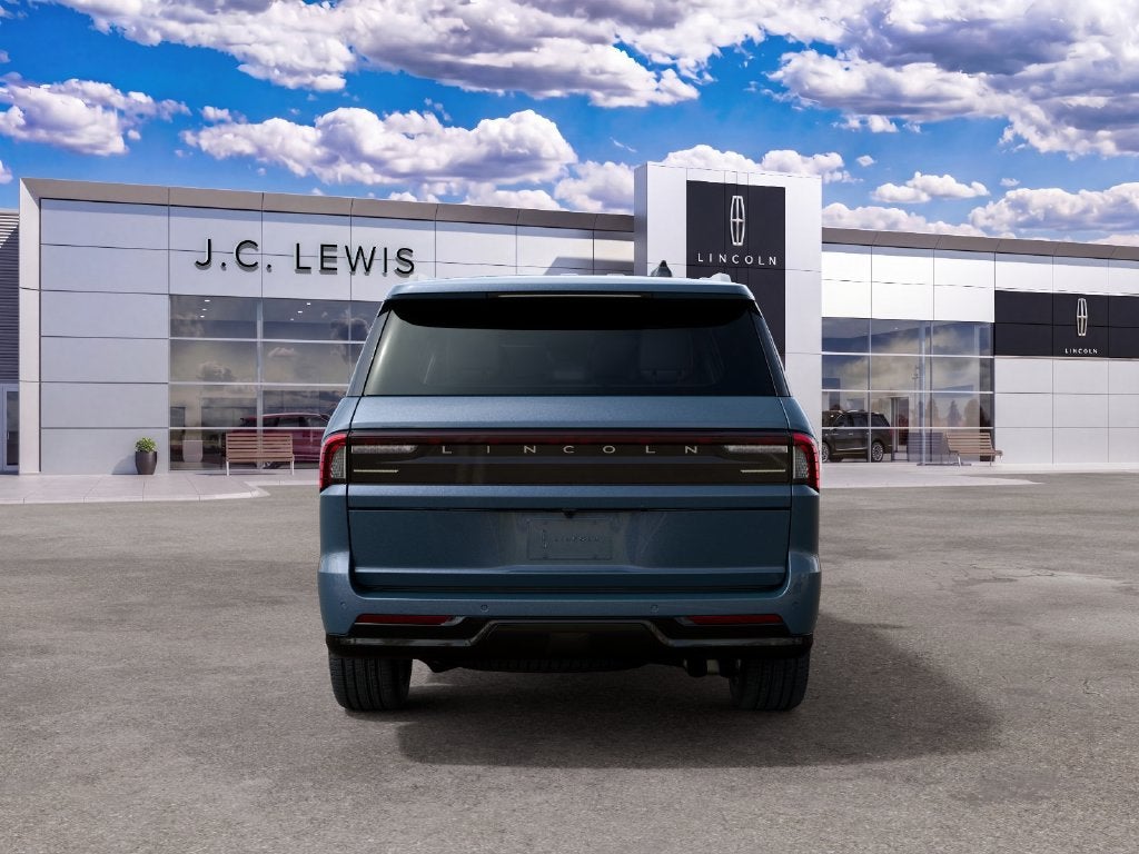 2027 Lincoln Navigator Reserve