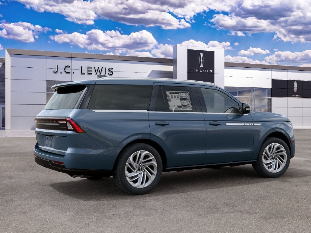 2027 Lincoln Navigator Reserve