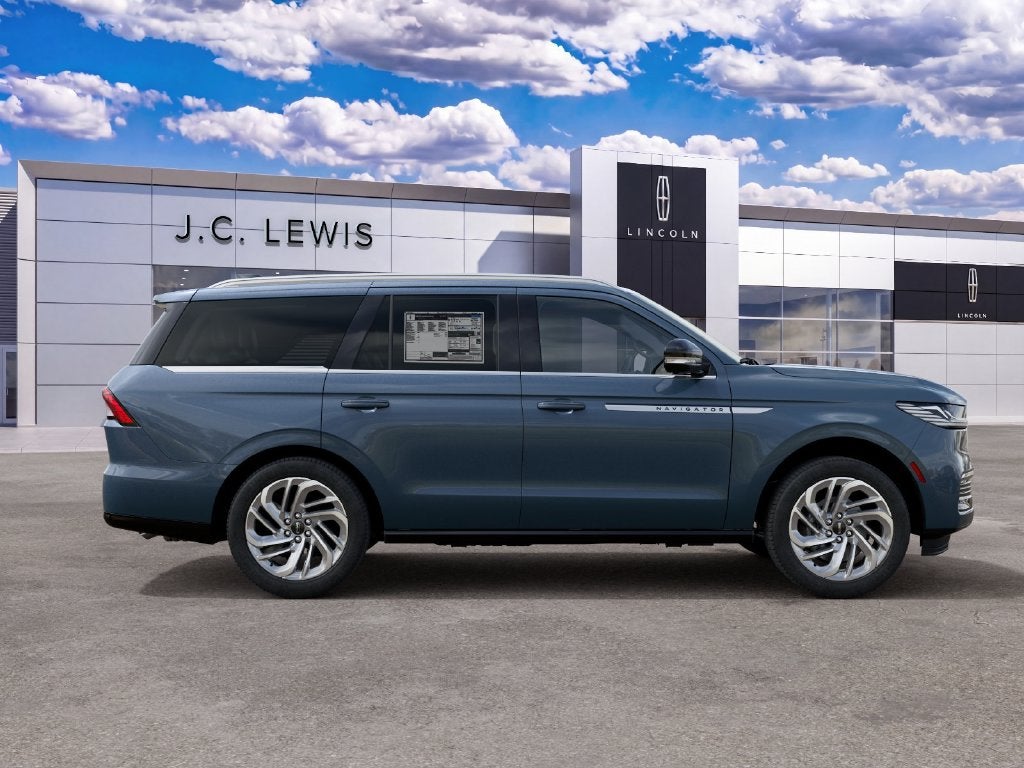 2027 Lincoln Navigator Reserve