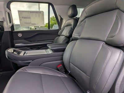 2027 Lincoln Navigator Reserve