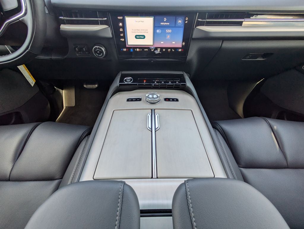 2027 Lincoln Navigator Reserve