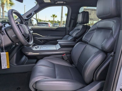 2027 Lincoln Navigator Reserve