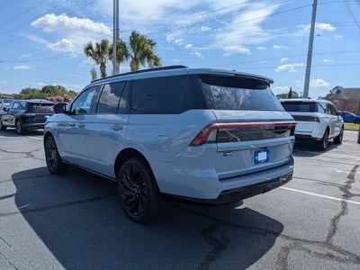 2027 Lincoln Navigator Reserve