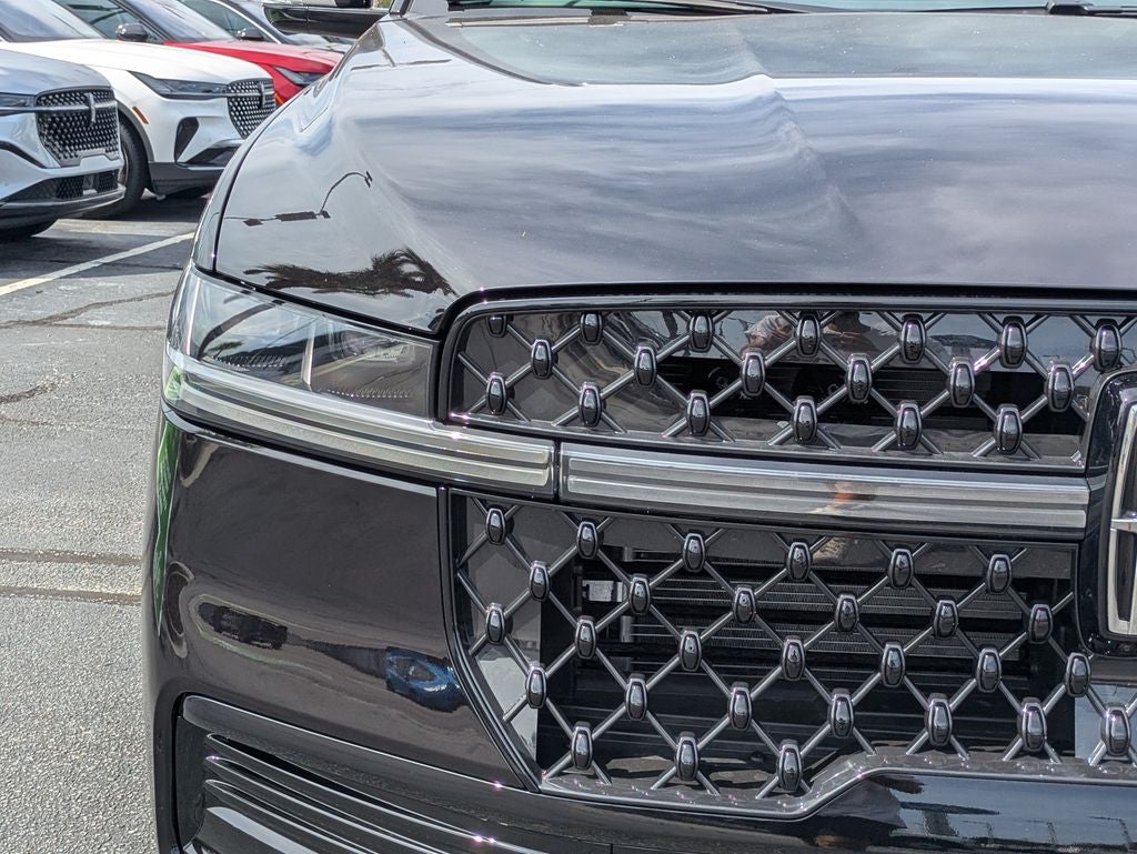 2027 Lincoln Navigator Reserve