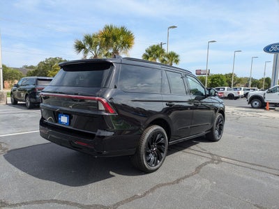 2027 Lincoln Navigator Reserve