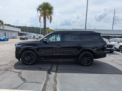 2027 Lincoln Navigator Reserve