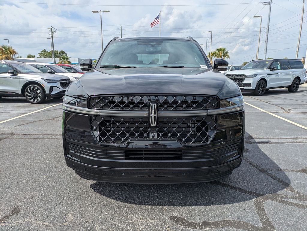 2027 Lincoln Navigator Reserve