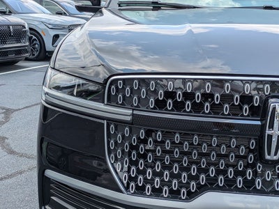 2027 Lincoln Navigator Reserve