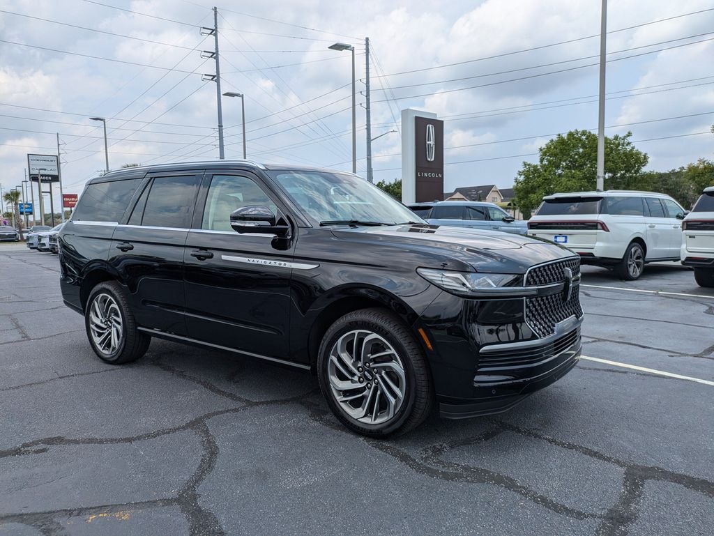 2027 Lincoln Navigator Reserve