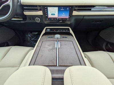 2027 Lincoln Navigator Reserve