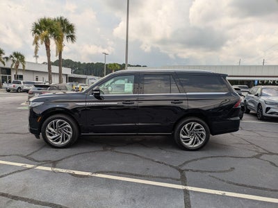 2027 Lincoln Navigator Reserve