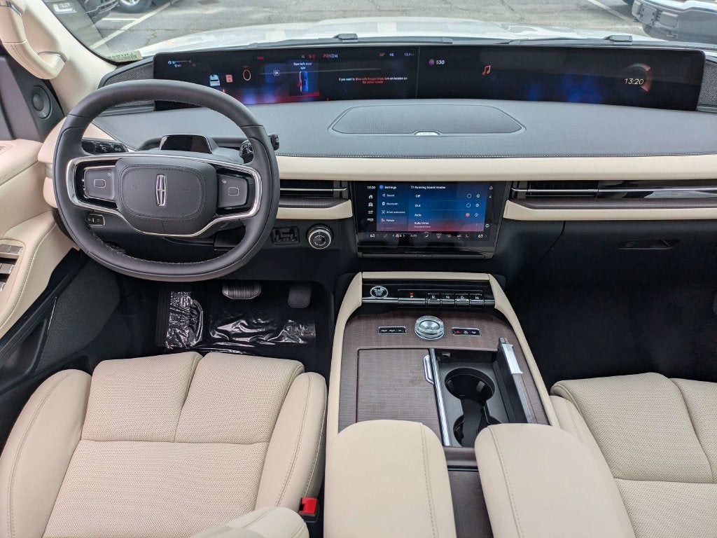 2027 Lincoln Navigator Reserve