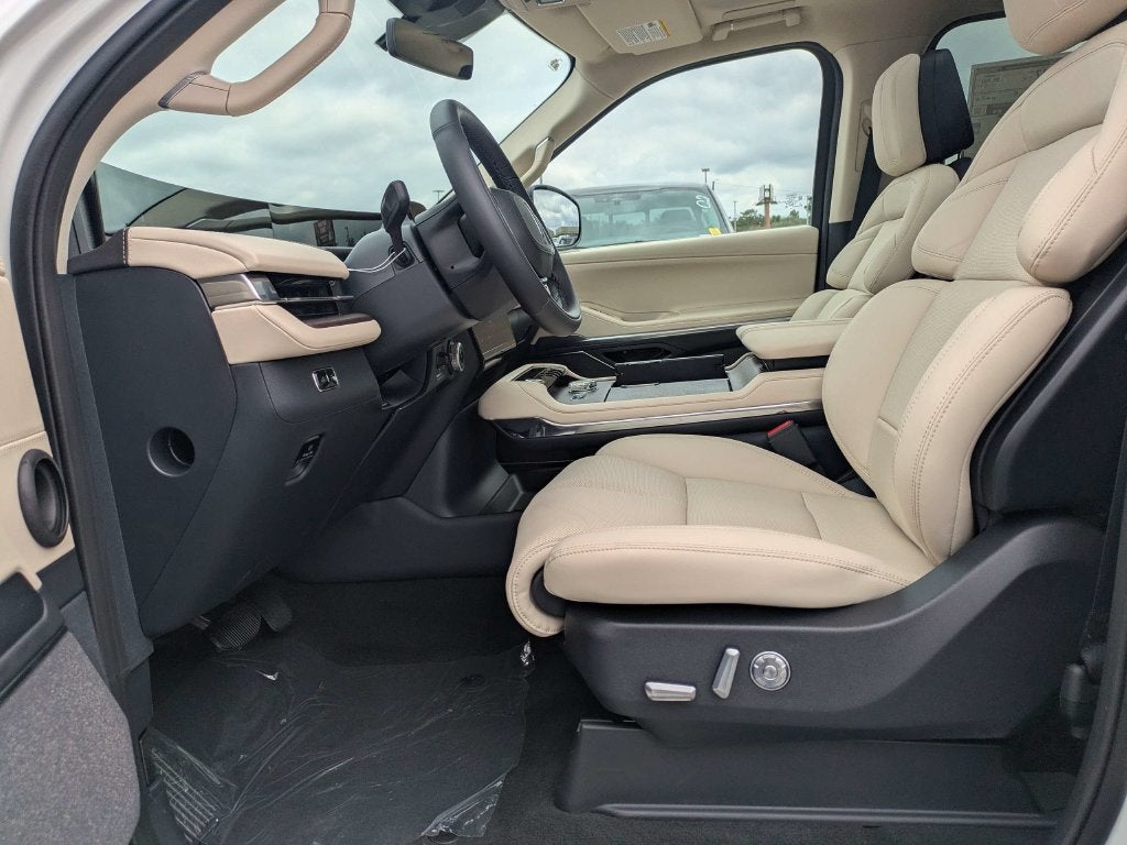 2027 Lincoln Navigator Reserve