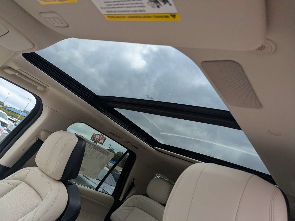 2027 Lincoln Navigator Reserve