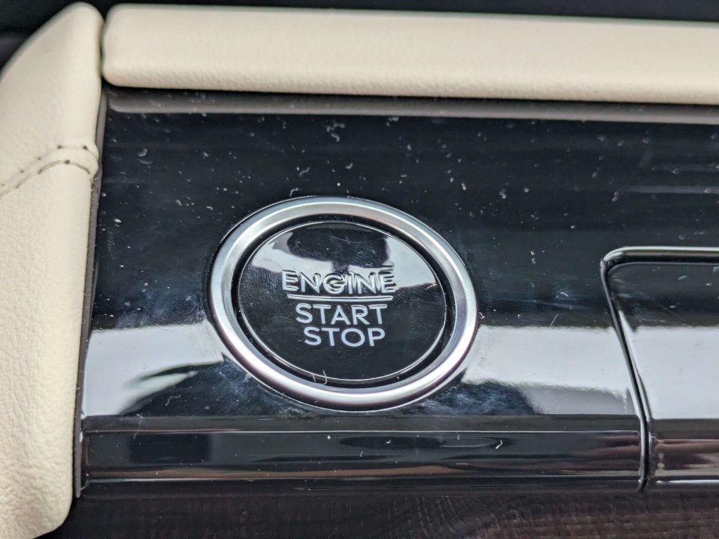 2027 Lincoln Navigator Reserve