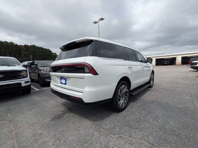 2027 Lincoln Navigator Reserve