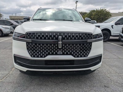 2027 Lincoln Navigator Reserve