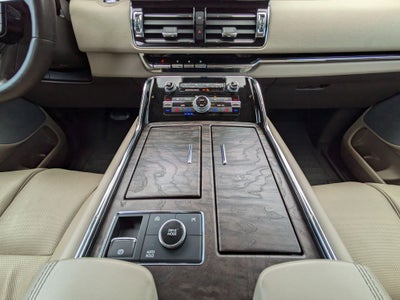 2022 Lincoln Navigator Reserve