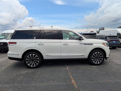 2022 Lincoln Navigator Reserve