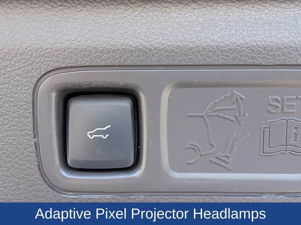 2022 Lincoln Navigator Standard