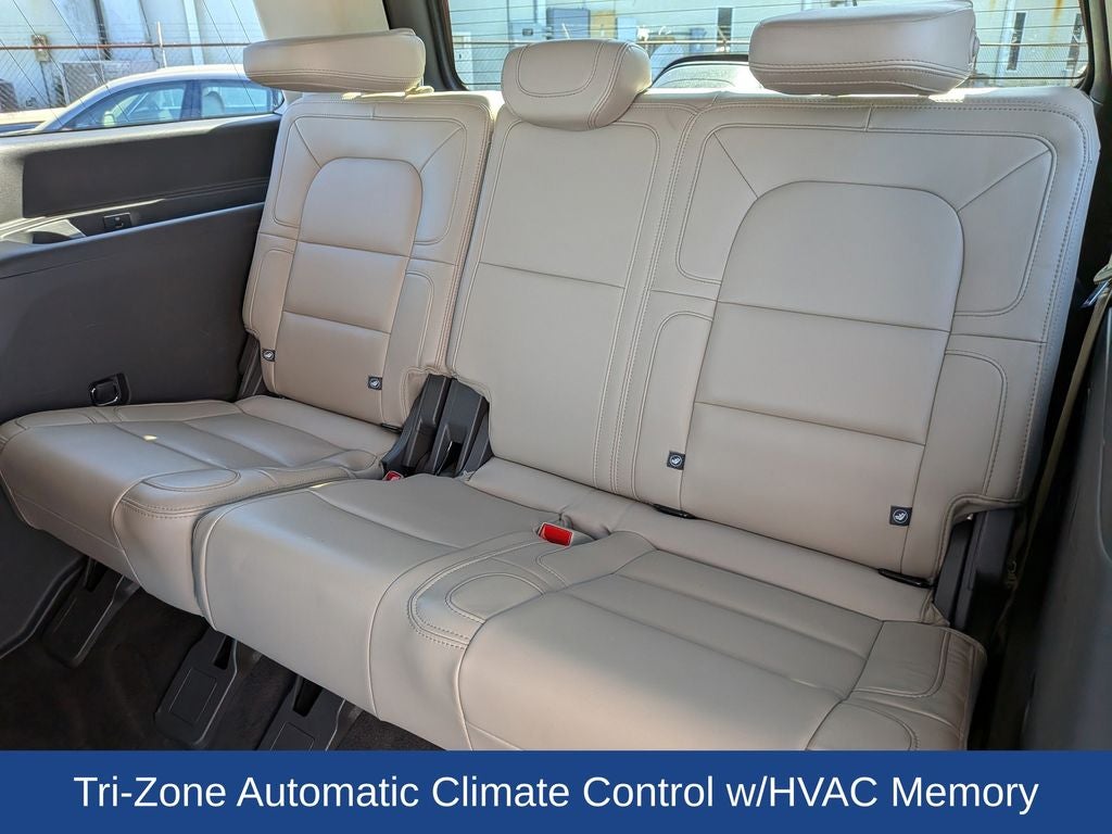 2022 Lincoln Navigator Standard