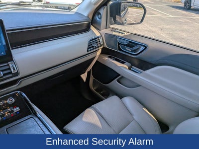 2022 Lincoln Navigator Standard