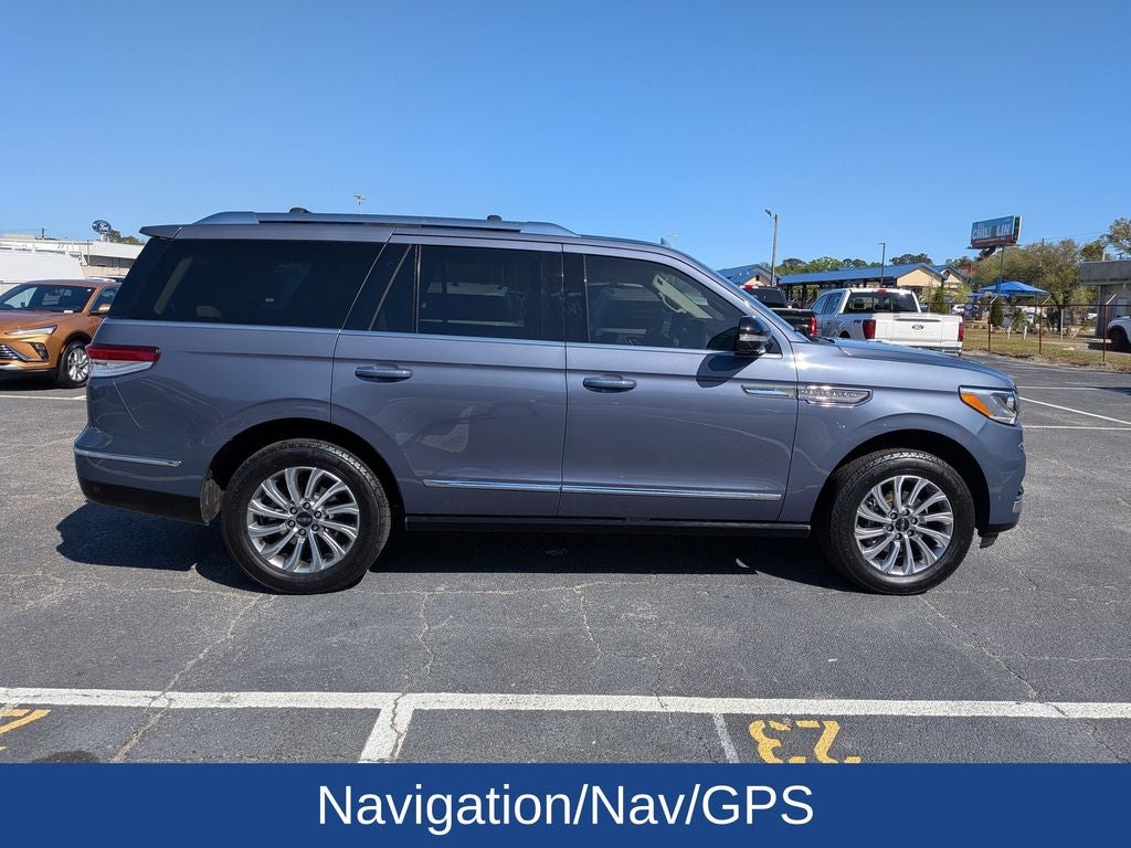 2022 Lincoln Navigator Standard