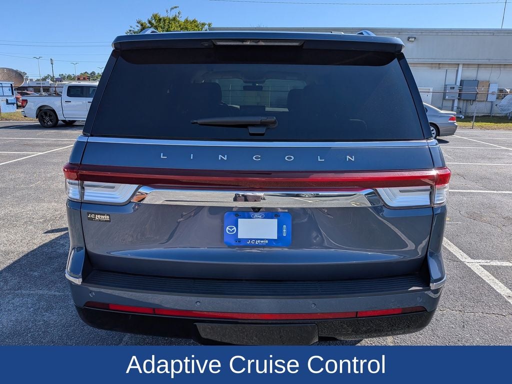 2022 Lincoln Navigator Standard