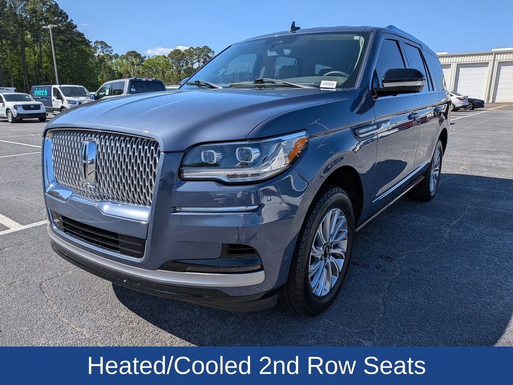 2022 Lincoln Navigator Standard