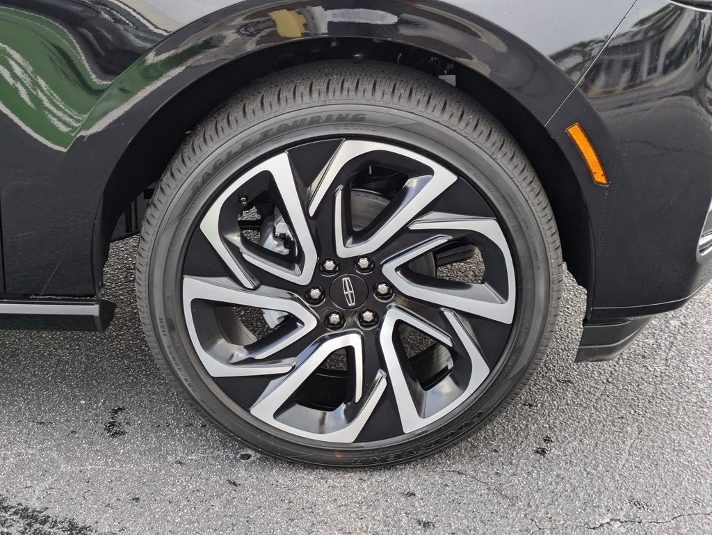 2027 Lincoln Navigator Black Label