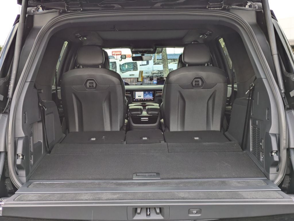 2027 Lincoln Navigator Black Label