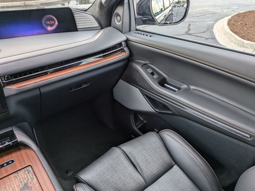 2027 Lincoln Navigator Black Label