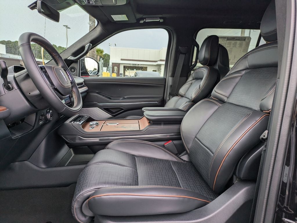 2027 Lincoln Navigator Black Label